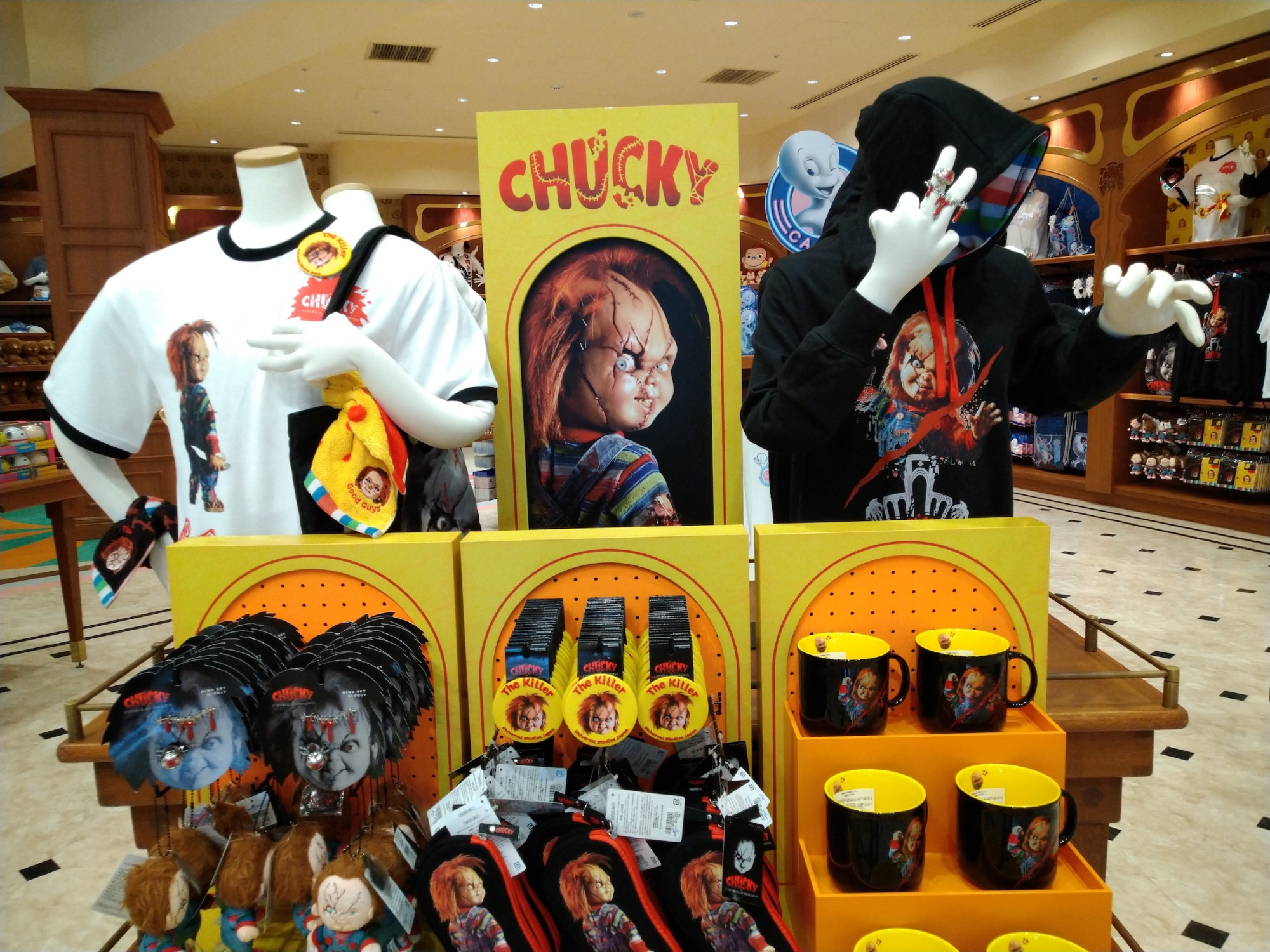 ユニバのハロウィングッズ チャッキー キャステル Castel ディズニー情報