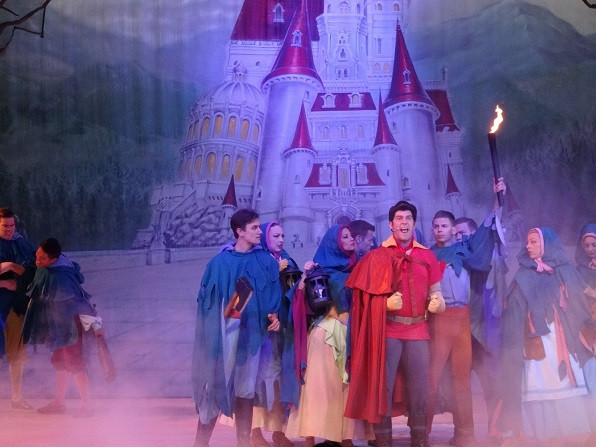 ガストン】美女と野獣の悪役ヴィランを解説！性格や声優